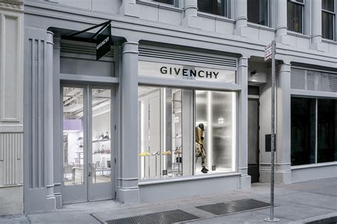 e boutique givenchy